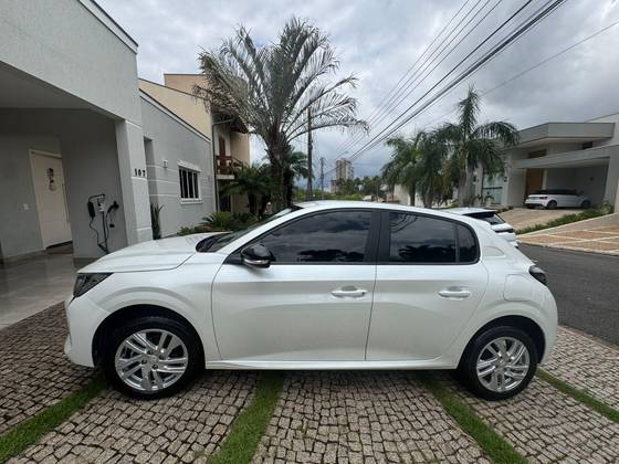 PEUGEOT 208 1.6 16V FLEX ACTIVE AT6
